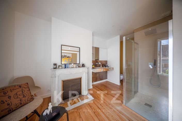 Image No.11-7 Bed House for sale