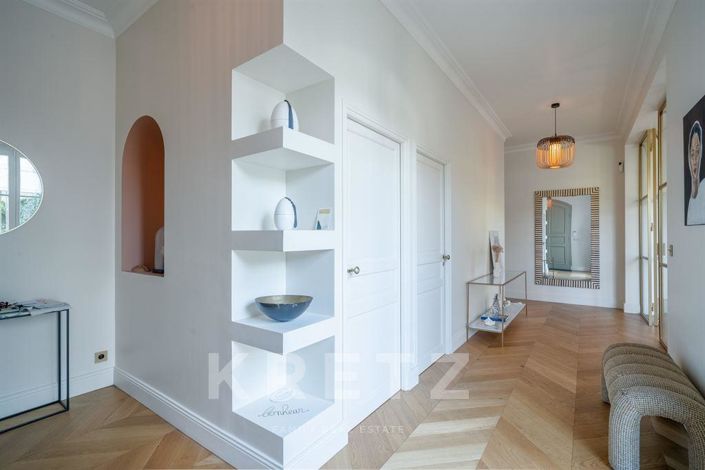 Image No.10-6 Bed House for sale