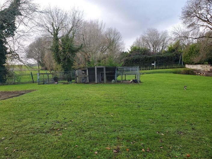 Image No.25-6 Bed House for sale