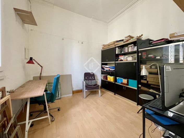 Image No.15-7 Bed House for sale