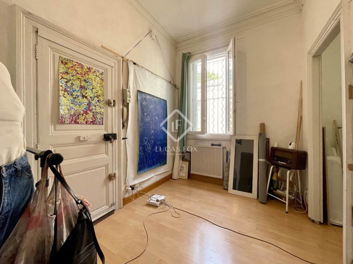 Image No.16-7 Bed House for sale