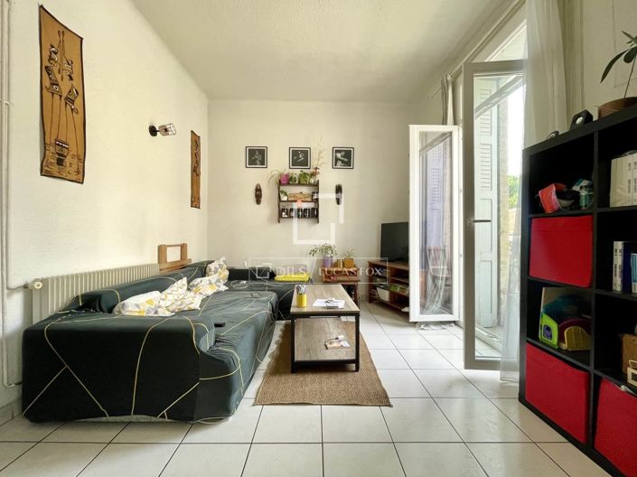 Image No.2-7 Bed House for sale