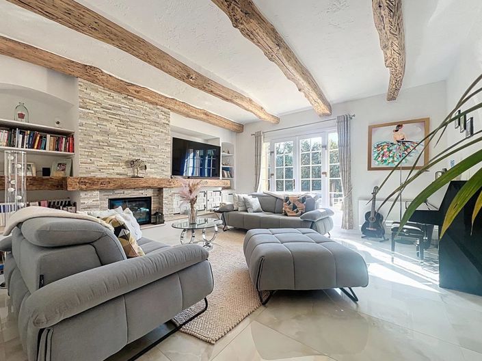 Image No.3-3 Bed House for sale