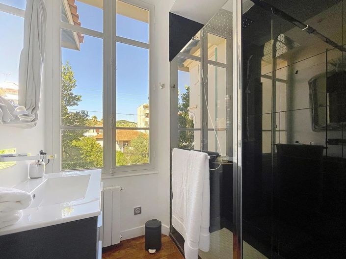 Image No.15-House for sale