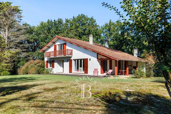 Image No.17-5 Bed House for sale