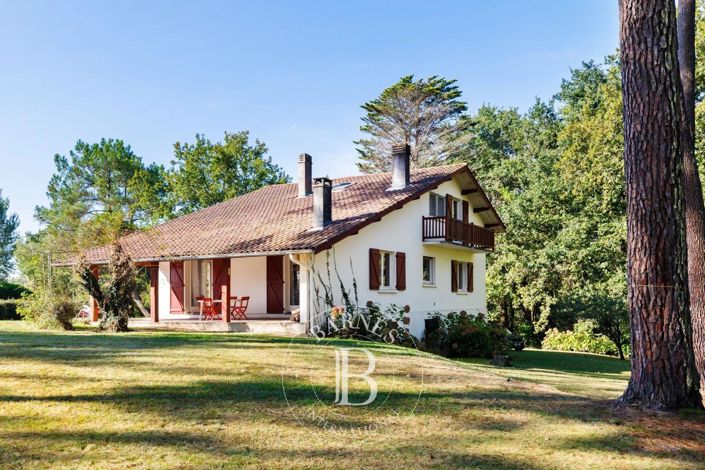 Image No.18-5 Bed House for sale