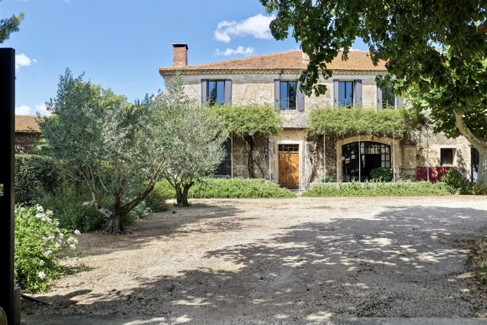 Image No.1-10 Bed House for sale