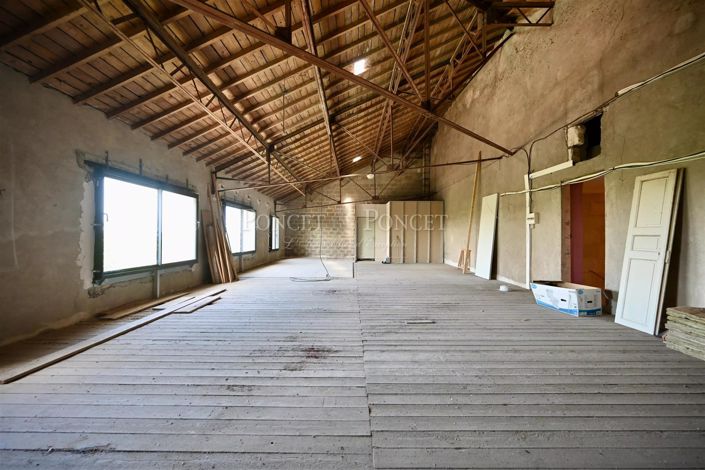 Image No.24-10 Bed House for sale