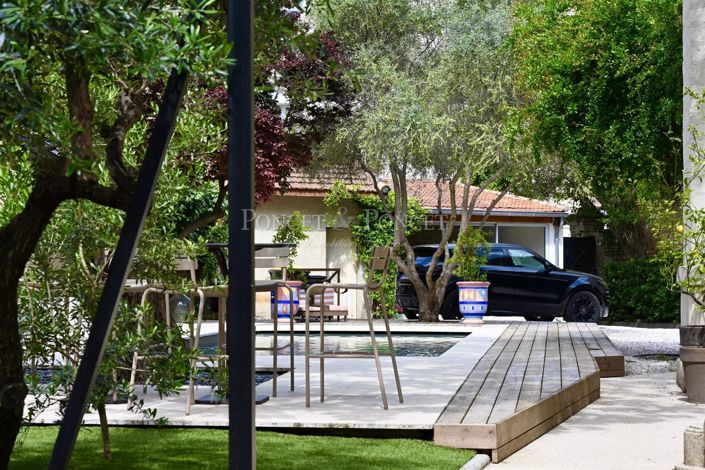 Image No.11-7 Bed House for sale