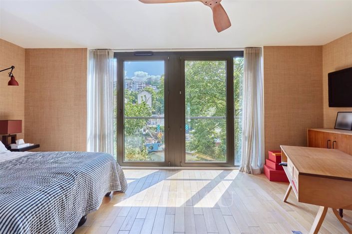 Image No.12-5 Bed House for sale