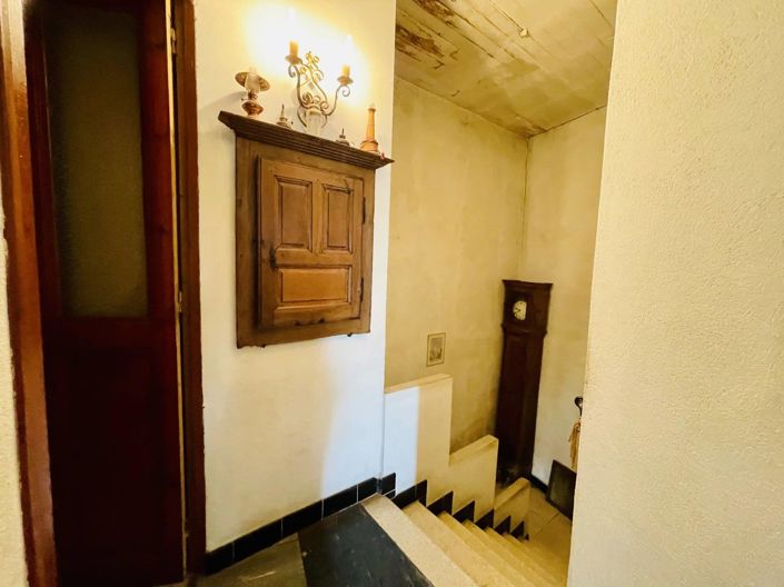 Image No.14-4 Bed House for sale