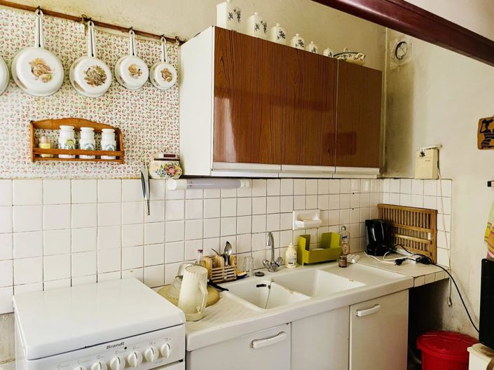 Image No.6-4 Bed House for sale