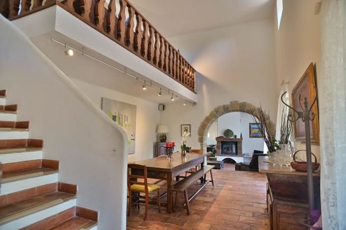 Image No.3-5 Bed House for sale