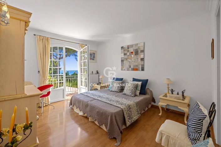 Image No.11-4 Bed House for sale