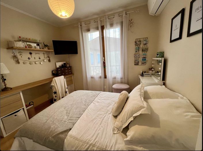 Image No.13-4 Bed House for sale