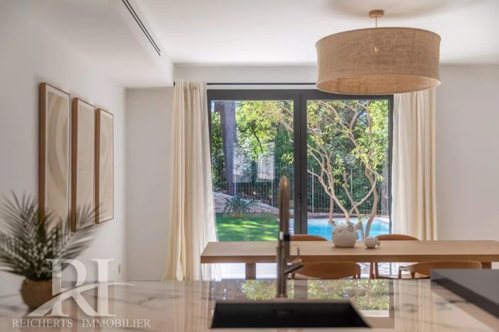 Image No.5-House for sale