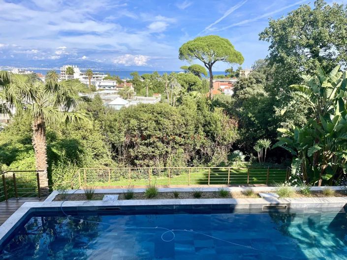 Image No.2-6 Bed House for sale