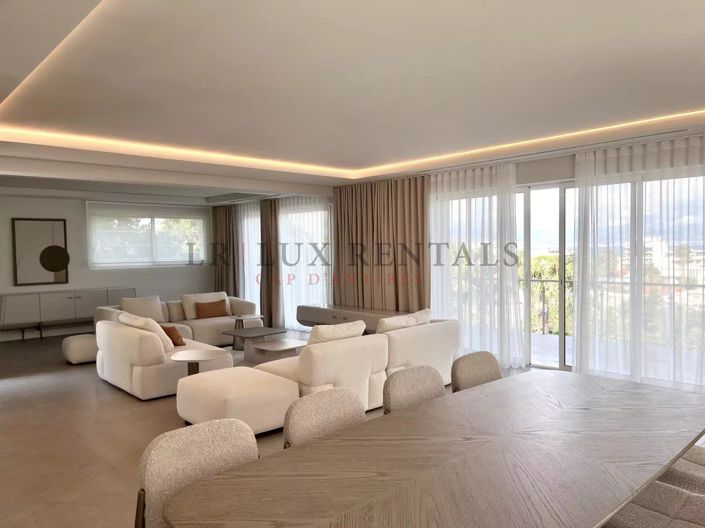 Image No.5-6 Bed House for sale