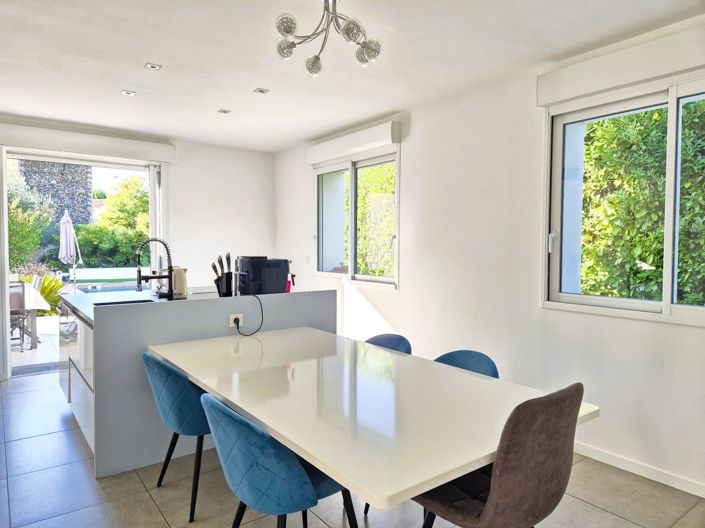 Image No.2-Maison de 5 chambres à vendre à Lézignan-la-Cèbe