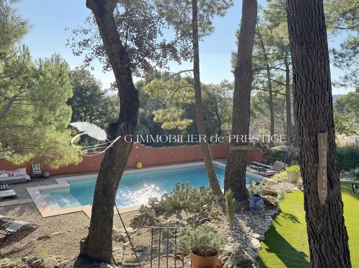 Image No.11-5 Bed House for sale