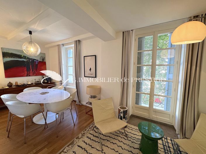 Image No.9-5 Bed House for sale