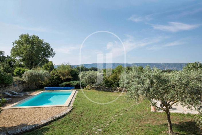 Image No.10-3 Bed House for sale