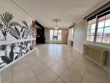1 - Ingré, Maison