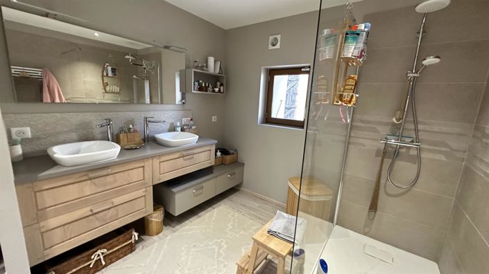 Image No.12-Maison de 4 chambres à vendre à Charente-Maritime