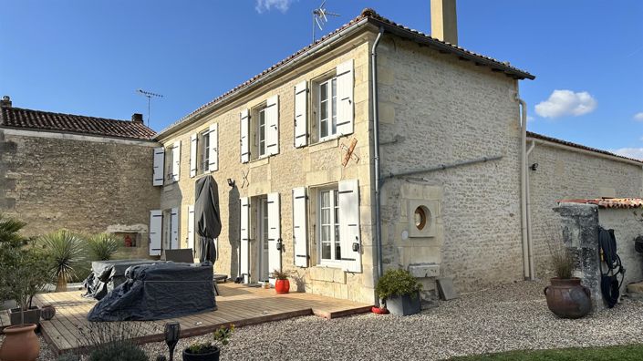 Image No.19-4 Bed House for sale