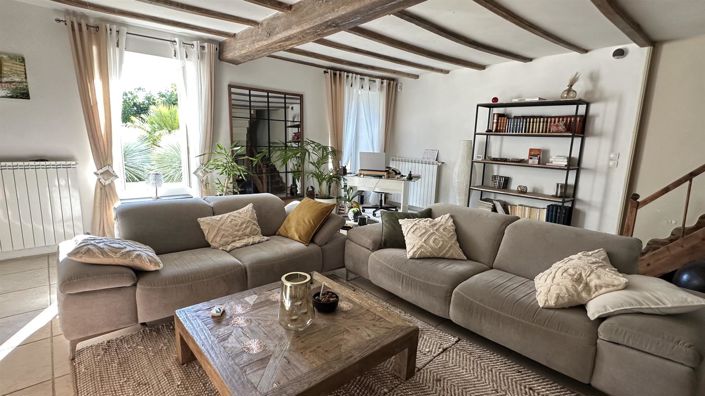 Image No.3-4 Bed House for sale