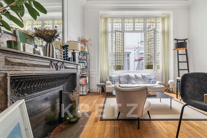 Image No.3-Appartement de 2 chambres à vendre à Paris