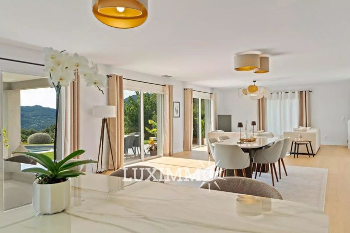 Image No.4-Maison de 4 chambres à vendre à Mandelieu-la-Napoule