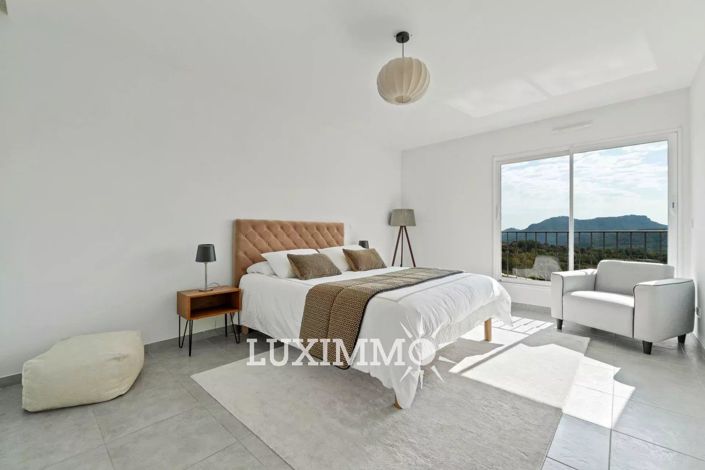 Image No.9-Maison de 4 chambres à vendre à Mandelieu-la-Napoule