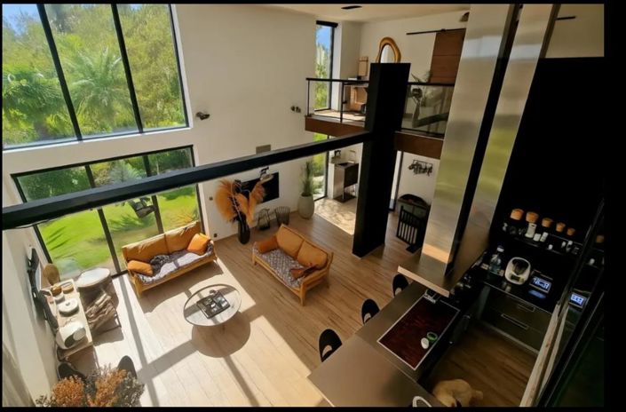 Image No.2-6 Bed House for sale