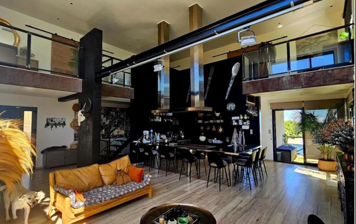 Image No.5-6 Bed House for sale