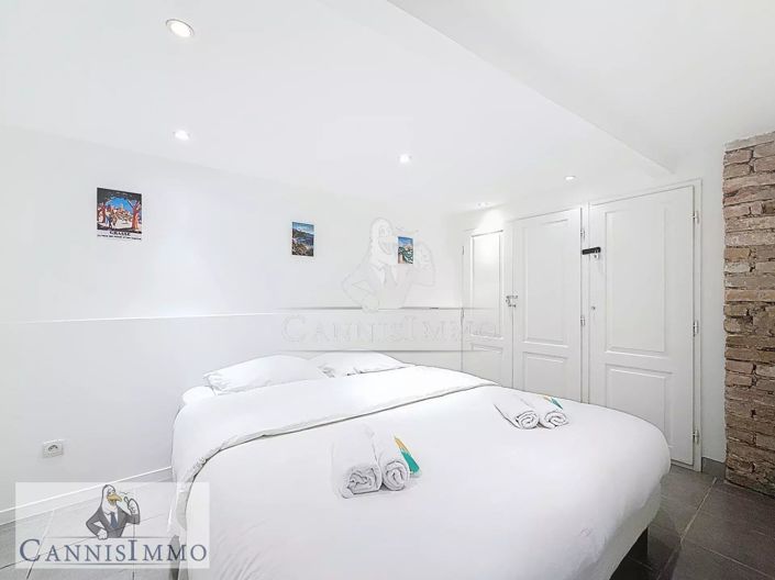 Image No.9-2 Bed Apartment for sale