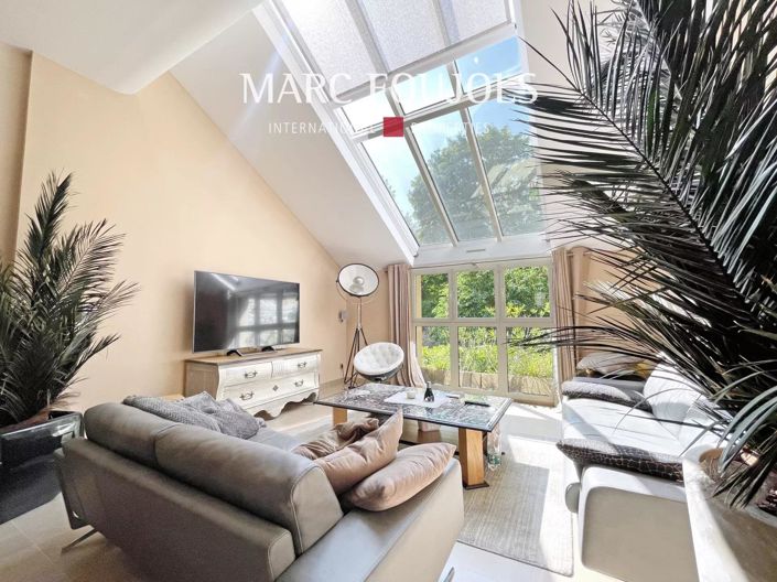 Image No.2-4 Bed House for sale