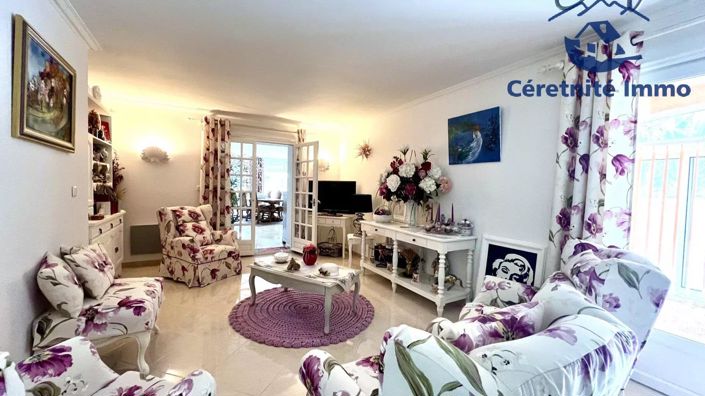 Image No.10-3 Bed House for sale