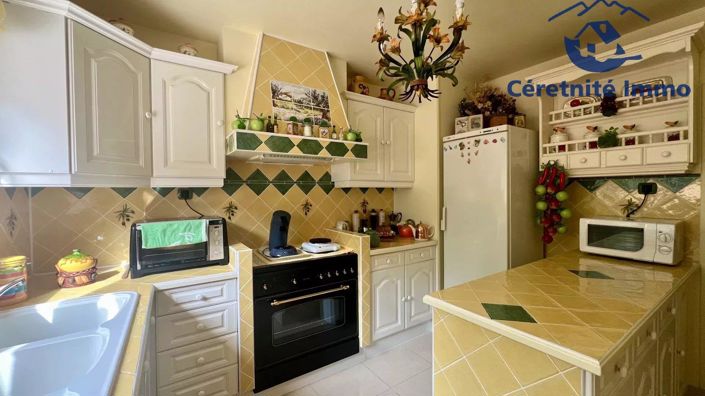 Image No.5-3 Bed House for sale