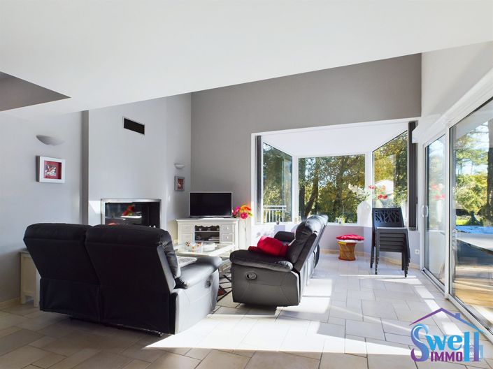 Image No.10-5 Bed House for sale