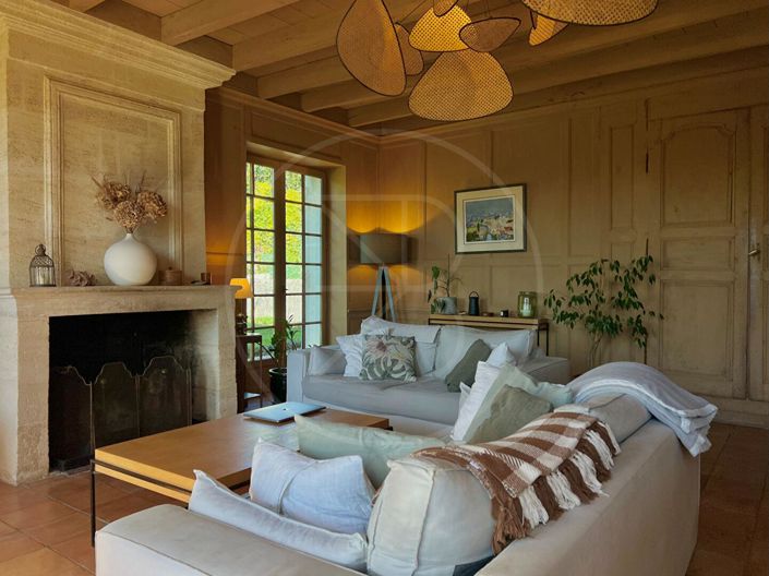 Image No.6-5 Bed House for sale