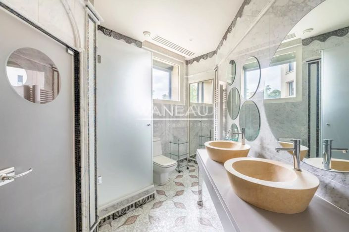 Image No.15-5 Bed Apartment for sale