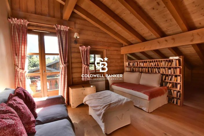 Image No.10-6 Bed House for sale