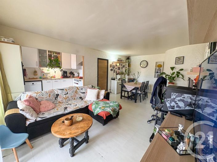 Image No.2-3 Bed Apartment for sale