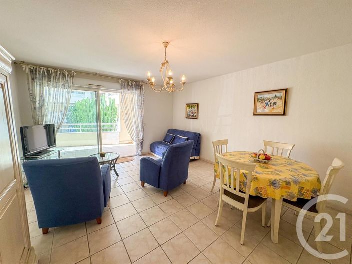 Image No.2-Appartement de 2 chambres à vendre à Cavalaire-sur-Mer