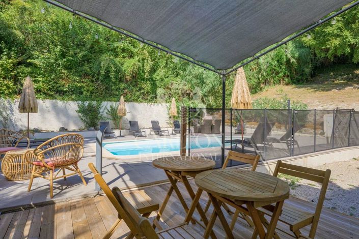 Image No.17-6 Bed House for sale