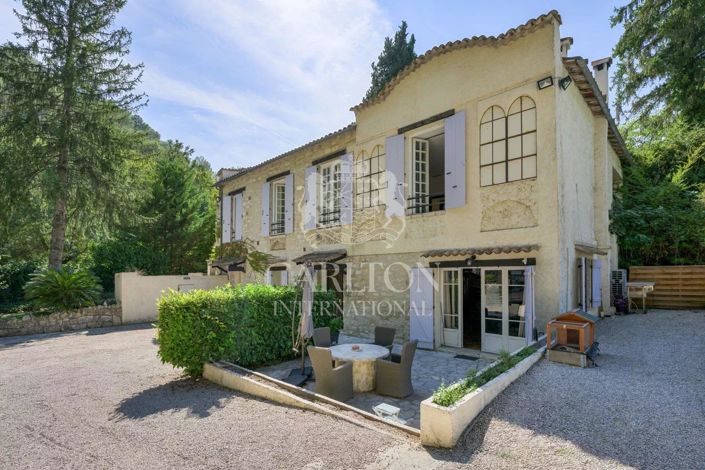 Image No.3-6 Bed House for sale