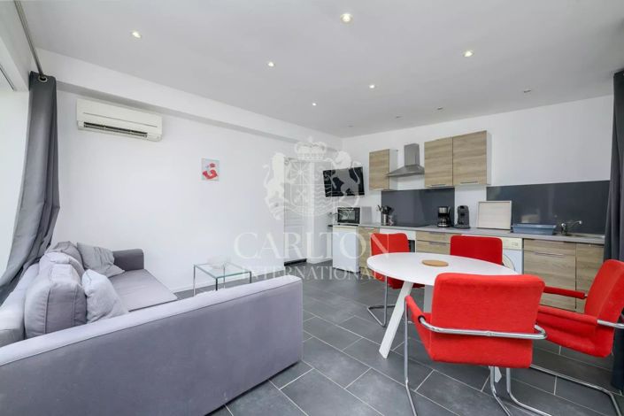 Image No.31-6 Bed House for sale