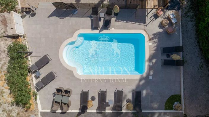 Image No.36-6 Bed House for sale