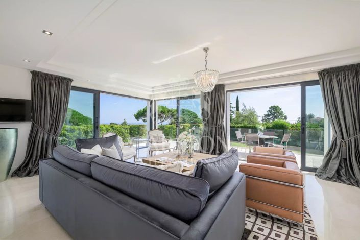 Image No.12-6 Bed House for sale